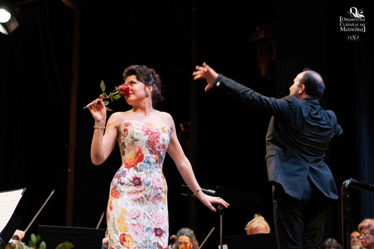 Cosmopolis » Madeiros gėlių festivalio koncertas, kuriame vaidina sopranas Viktorija Miškūnaitė